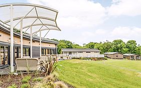 Woodside Coastal Retreat